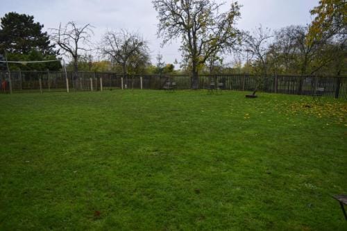 Trainingsgelände_Wiese2-01-min